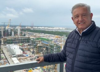 Presidente AMLO inicia gira de supervisión de refinerías en nuevo complejo Olmeca en Tabasco