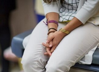 Los Estados deben garantizar el acceso de las mujeres y niñas a anticonceptivos seguros y eficaces