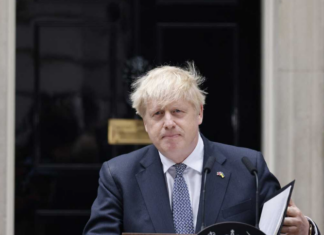 El enredo político británico no cesa: Johnson comienza a recibir apoyos para volver a Downing Street