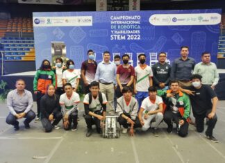 Estudiantes del Cecytem participan en Campeonato Internacional de Robótica