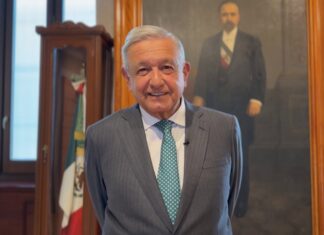 “Estoy bien y vamos a seguir luchando”, afirma presidente AMLO en video tras contagio de COVID-19