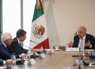 Presidente AMLO dialoga con funcionarios de EE.UU. sobre traslado de aerolíneas al AIFA y devolución de categoría 1 al AICM