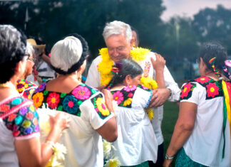 Presidente AMLO anuncia pensión universal para personas con discapacidad y ampliación de Sembrando Vida en Veracruz