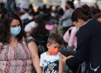 Vacunación COVID-19 mantiene a la baja la ocupación hospitalaria en Michoacán