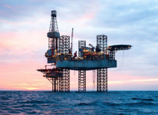 Precios del petróleo suben