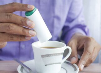 No es recomendable el uso de edulcorantes para controlar el peso