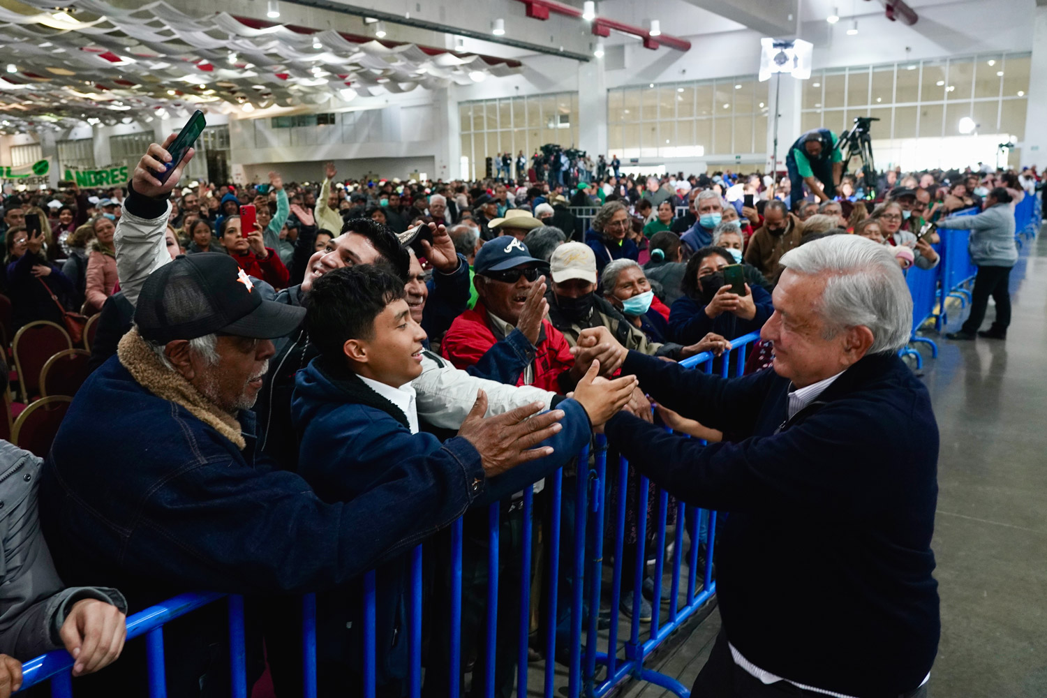 Reformas del gobierno federal garantizarán ampliación de Programas para el Bienestar: presidente AMLO