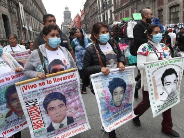 La Presidenta Claudia Sheinbaum plantea una nueva ruta en las investigaciones del caso Ayotzinapa