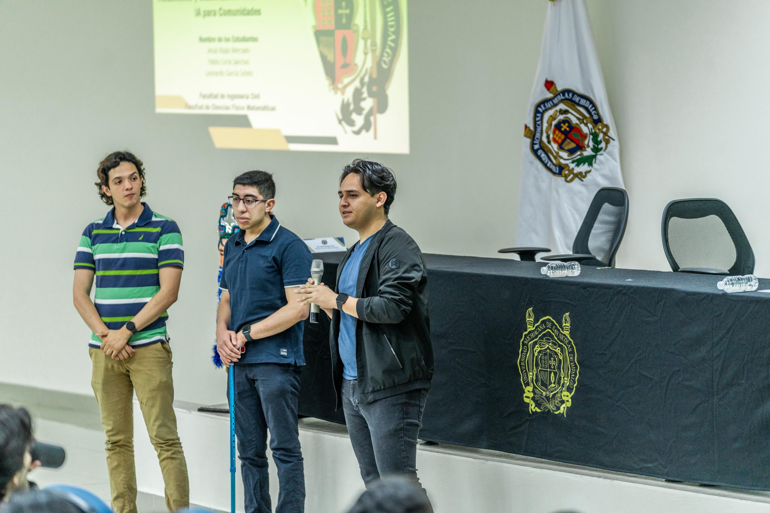 Rigor académico y compromiso social caracterizan proyectos de investigación de estudiantes de la UMSNH: Secretaría Académica