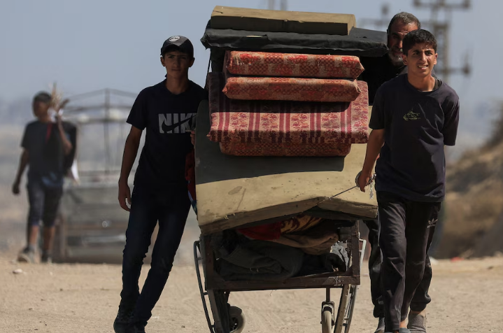 Los palestinos piden a los terroristas de Hamas que acepten el acuerdo de alto el fuego: “Estamos exhaustos”