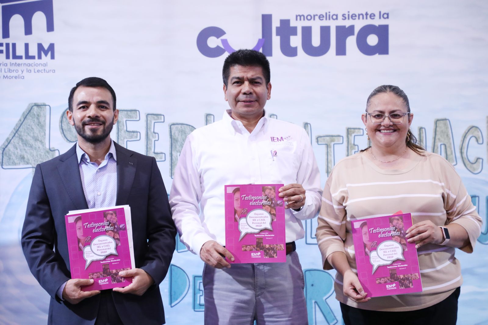 El IEM fortalece la cultura democrática con la presentación de su revista Testimonios Electorales en la FILL de Morelia