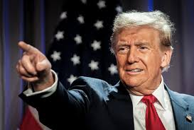 Trump pide encarcelar al gobernador de Illinois y al alcalde de Chicago por las protestas contra las redadas migratorias