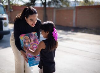 Desde las calles y con amor, Giulianna Bugarini lleva alegría a la niñez de Morelia