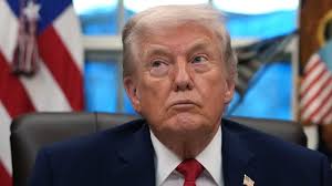 Donald Trump amenaza con aranceles a países que vendan petróleo a Cuba, aumentando la presión sobre México - ABC7 Los Angeles