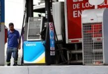 Gasolineros aceptaron poner un “tope voluntario” de 28.50 pesos al precio del diésel
